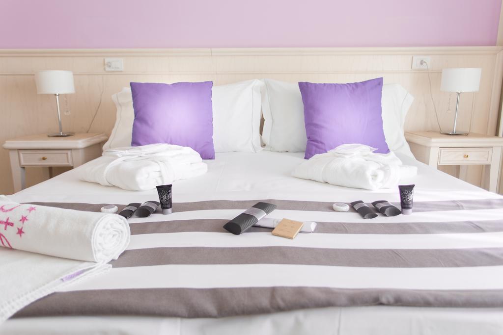 Hotel Ambra Μιλάνο Μαριτίμα Δωμάτιο φωτογραφία