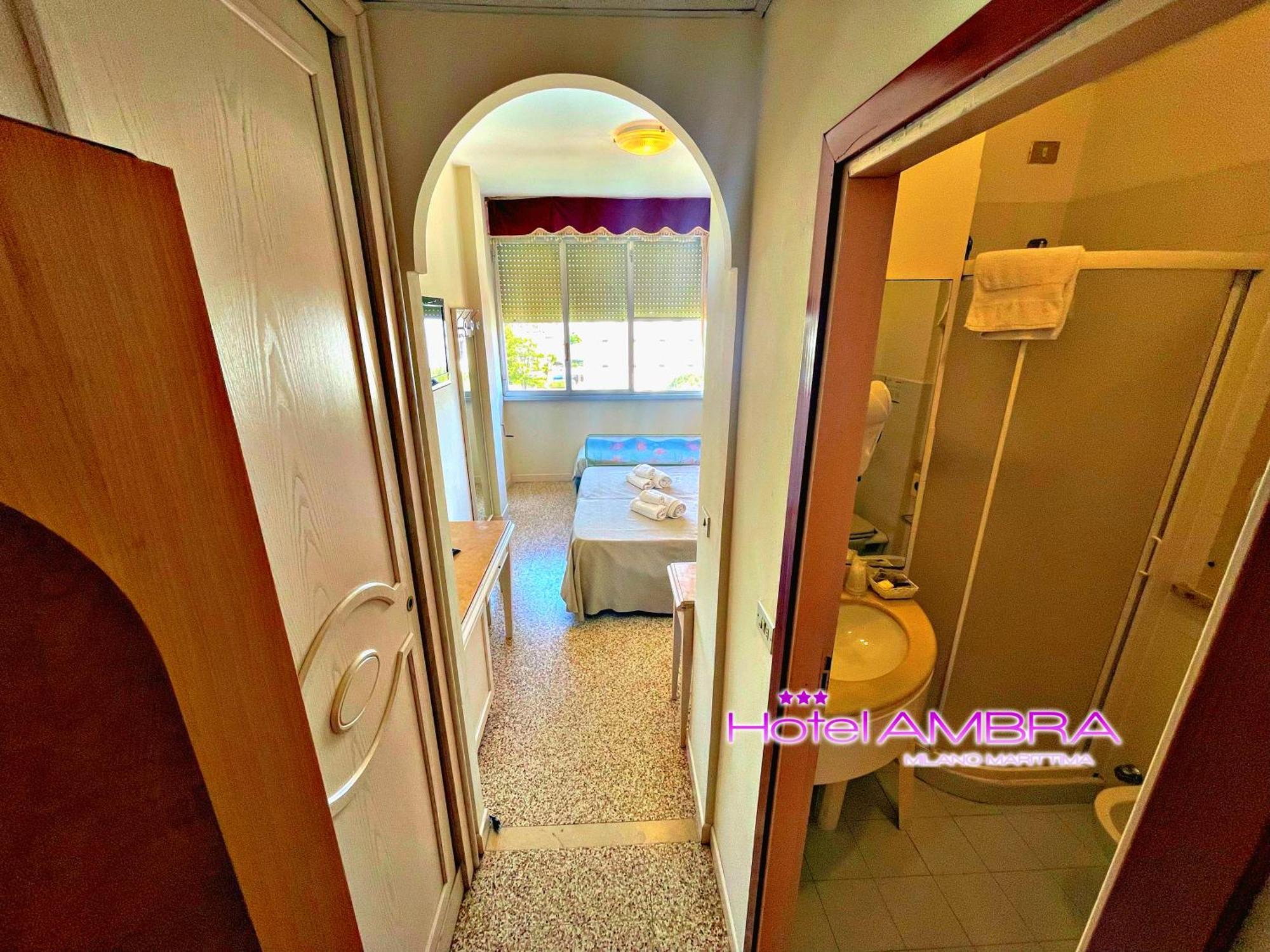 Hotel Ambra Μιλάνο Μαριτίμα Εξωτερικό φωτογραφία